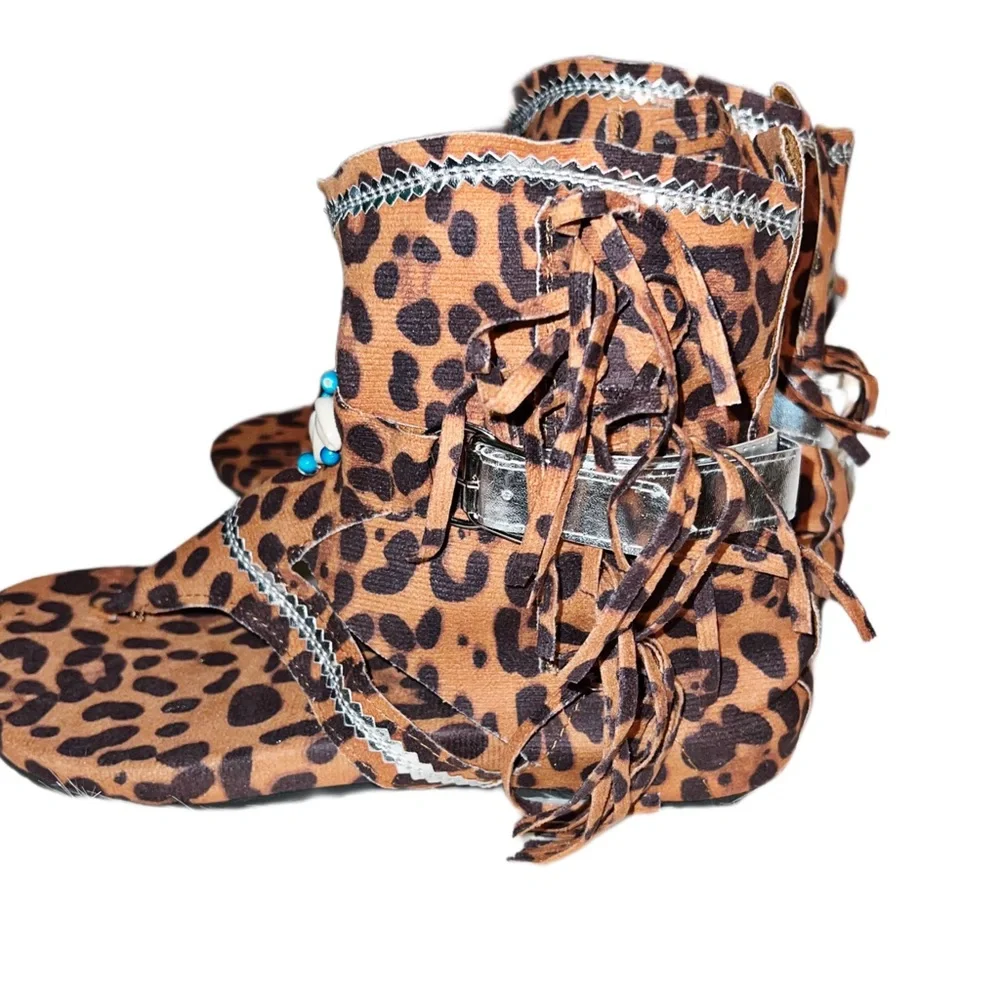 Fringed Leopard Print Puka Shell & Pull -On Buckle Sandals - Picture 3 of 6